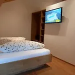 Alpenfrieden 招待所