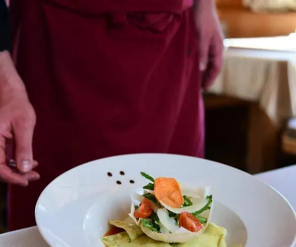 בית הארחה Alpenfrieden 3*