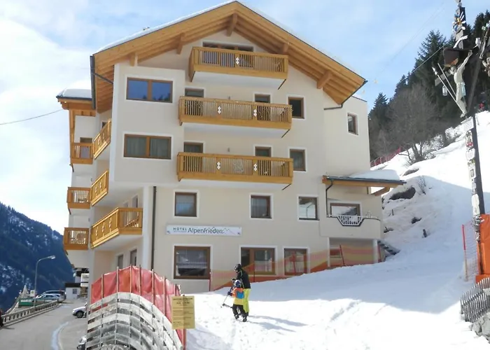 Alpenfrieden 3* קאפל