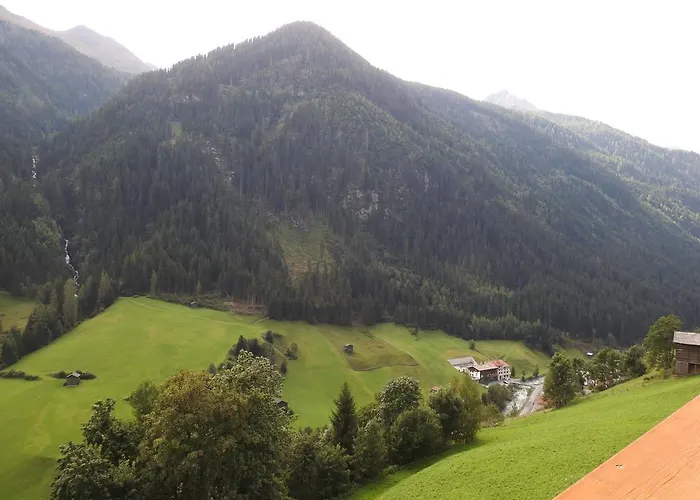 בית הארחה Alpenfrieden 3*