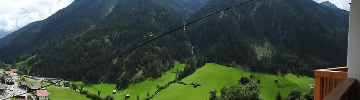 Alpenfrieden בית הארחה 3*